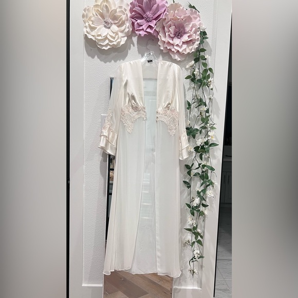 Jonquil by Diane Samandi  Bride Night gown and Robe ✨Size petit Small - Picture 5 of 16